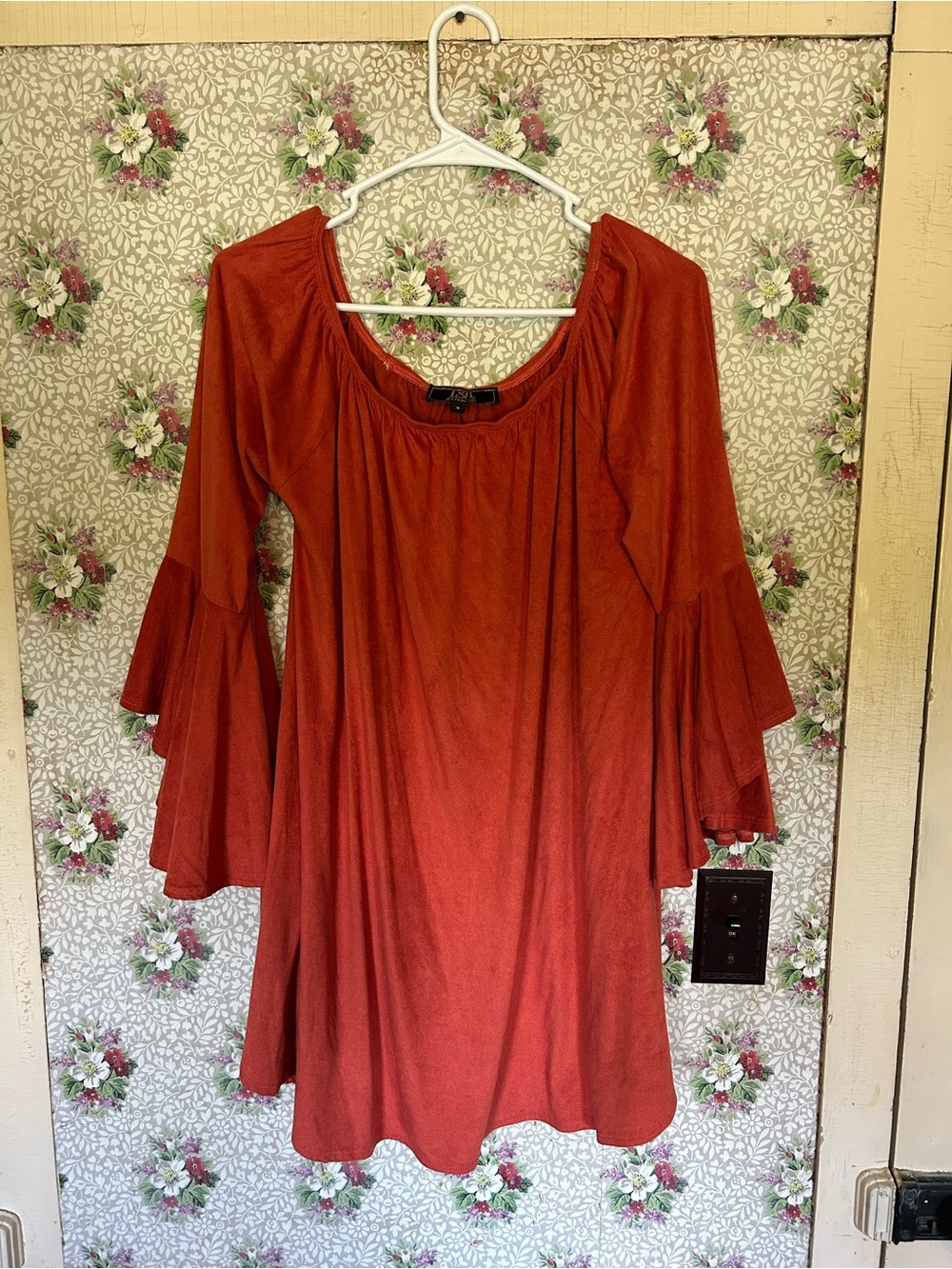 Women’s Rust Red Bell Sleeve Peasant Top